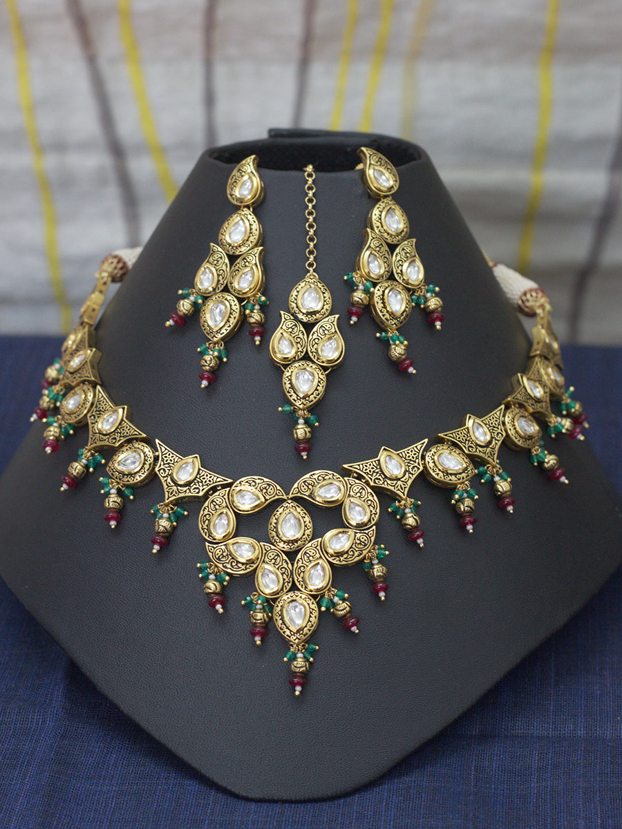 Traditional Set